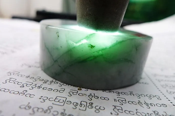 Natural Jade Rough Jadeite Raw (150g,5.5X2cm)