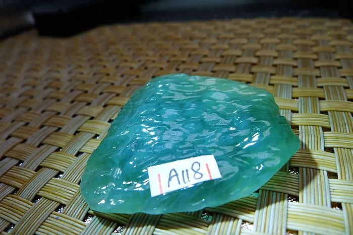 Natural Jade Rough Jadeite Raw (22g,4.2X3.4X0.85cm)
