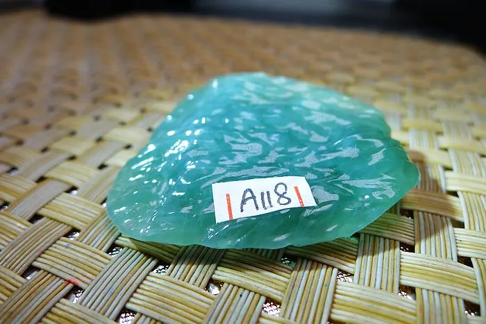 Natural Jade Rough Jadeite Raw (22g,4.2X3.4X0.85cm)