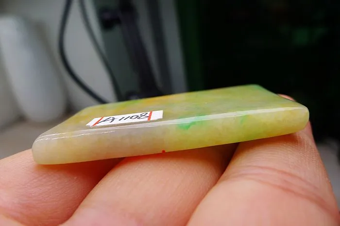 Natural Jade Rough Jadeite Raw (22g,4.7X3.5X0.6cm)