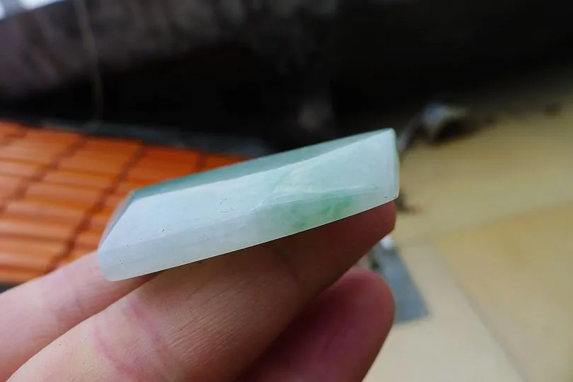 Natural Jade Rough Jadeite Raw (22g,4.9X2.8X0.7cm)