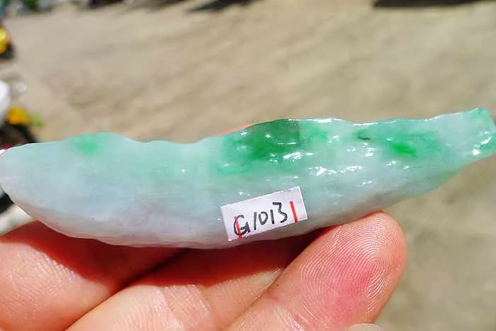 Natural Jade Rough Jadeite Raw (22g,7.6X1.6X0.95cm)