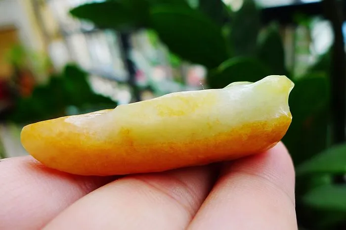 Natural Jade Rough Jadeite Raw (29g,5X2.7X1.4cm)
