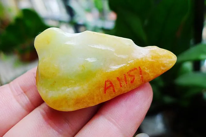 Natural Jade Rough Jadeite Raw (29g,5X2.7X1.4cm)