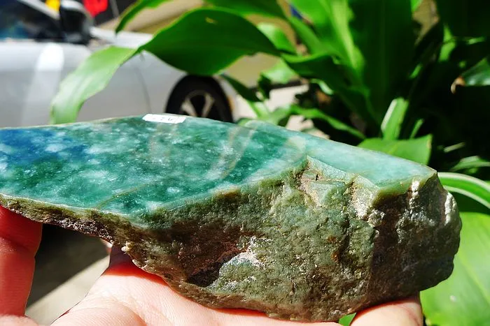 Natural Jade Rough Jadeite Raw (366g,13.8X5.2X4cm)