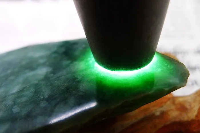 Natural Jade Rough Jadeite Raw (366g,13.8X5.2X4cm)