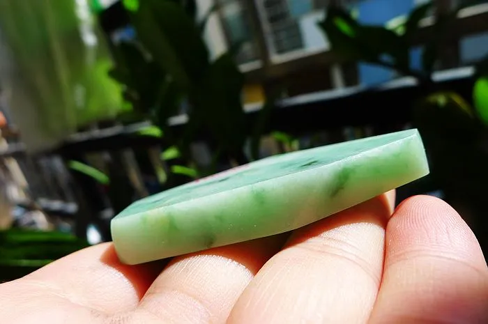 Natural Jade Rough Jadeite Raw (36g,5.7X3.3X0.8cm)