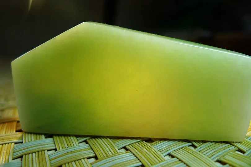 Natural Jade Rough Jadeite Raw (39g,5.7X2.7X1.1cm)