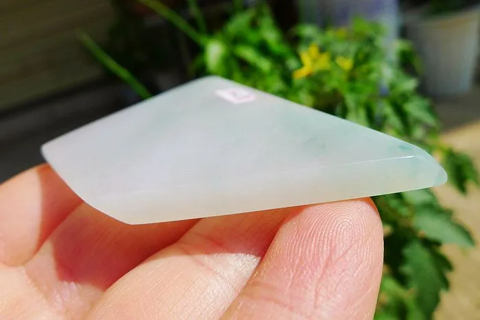 Natural Jade Rough Jadeite Raw (39g,7.3X4.7X0.5cm)