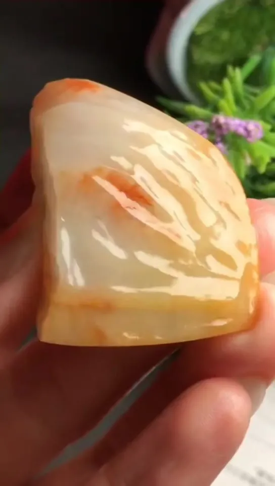 Natural Jade Rough Jadeite Raw (4.3x3.1x1.8cm)-S3196