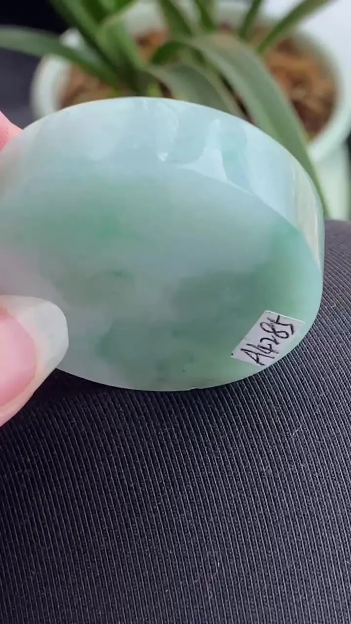Natural Jade Rough Jadeite Raw (46g,39X12mm)-A4285