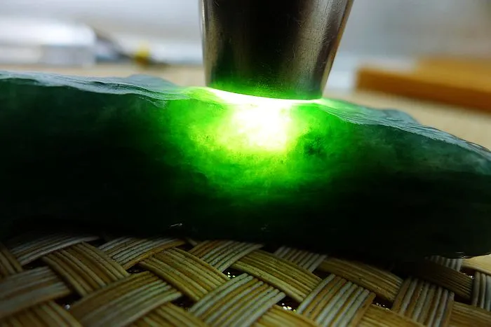 Natural Jade Rough Jadeite Raw (63g,7.4X2.5X1.7cm)