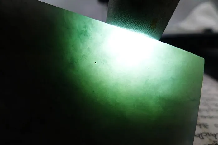 Natural Jade Rough Jadeite Raw (700g,9.6X8.1X5.6cm)