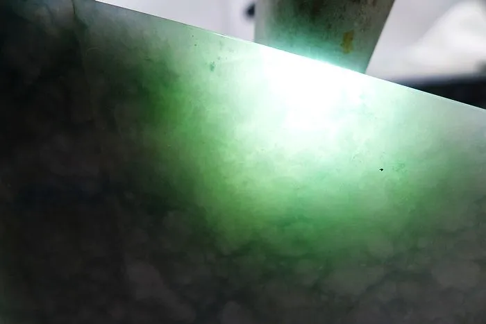 Natural Jade Rough Jadeite Raw (700g,9.6X8.1X5.6cm)