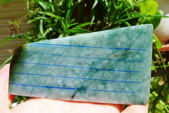 Natural Jade Rough Jadeite Raw (700g,9.6X8.1X5.6cm)