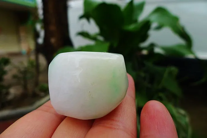 Natural Jade Rough Jadeite Raw (74g,4.1X3X2.6cm)