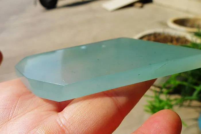 Natural Jade Rough Jadeite Raw (84g,8.7X4.5X0.75cm)
