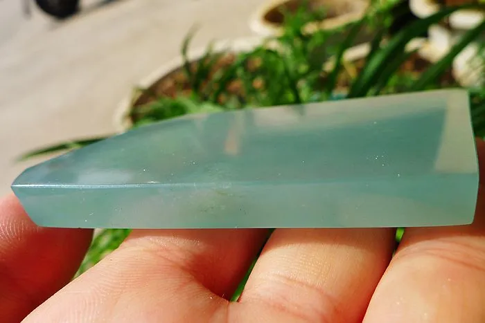 Natural Jade Rough Jadeite Raw (84g,8.7X4.5X0.75cm)