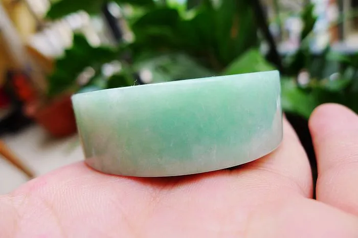 Natural Jade Rough Jadeite Raw (96g,4.9X1.6cm)