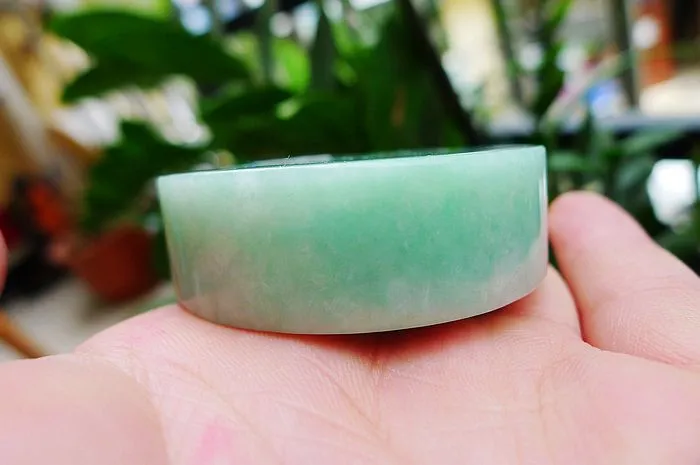 Natural Jade Rough Jadeite Raw (96g,4.9X1.6cm)
