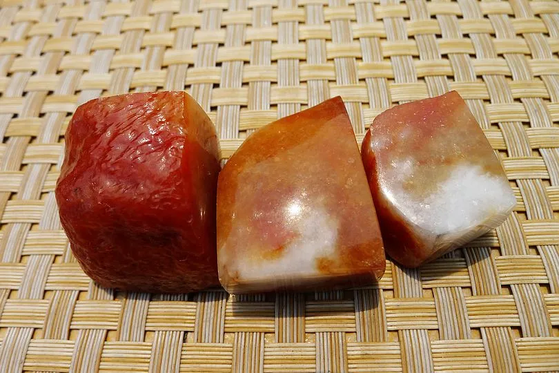 Natural Jade Rough Jadeite Raw 96g