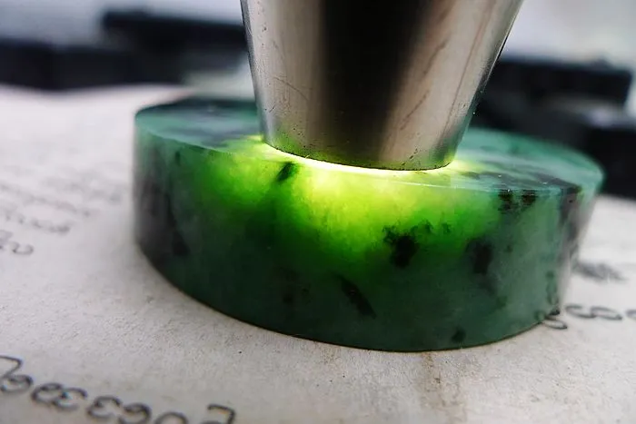 Natural Jade Rough Jadeite Raw (98g,5.3X1.3cm)