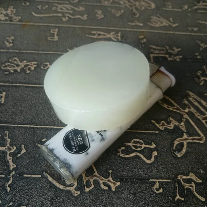 Natural Kunlun Jade Rough Nephrite Raw (100g, 5.4X5.4X1.5cm)