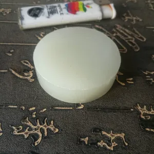 Natural Kunlun Jade Rough Nephrite Raw (100g, 5.4X5.4X1.5cm)
