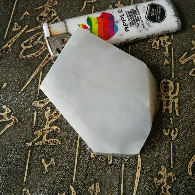 Natural Kunlun Jade Rough Nephrite Raw (102g, 6X3.5X1.4cm)