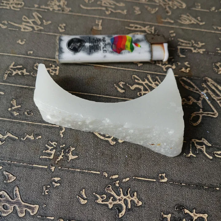 Natural Kunlun Jade Rough Nephrite Raw (102g, 8.5X1.9X5.8cm)