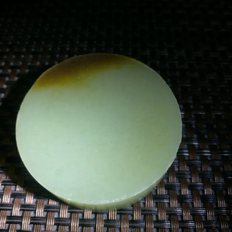 Natural Kunlun Jade Rough Nephrite Raw (102g,5.3X1.6cm)