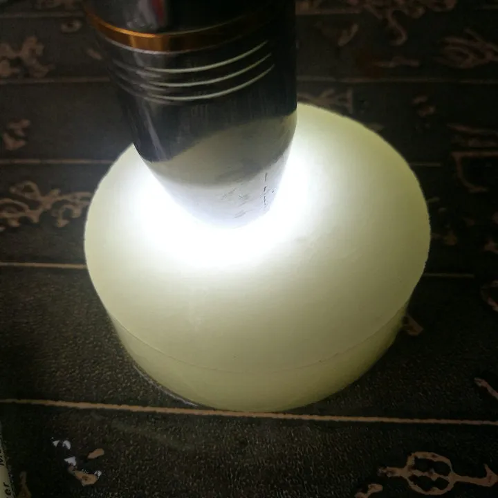 Natural Kunlun Jade Rough Nephrite Raw (105g, 5.3X1.6cm)