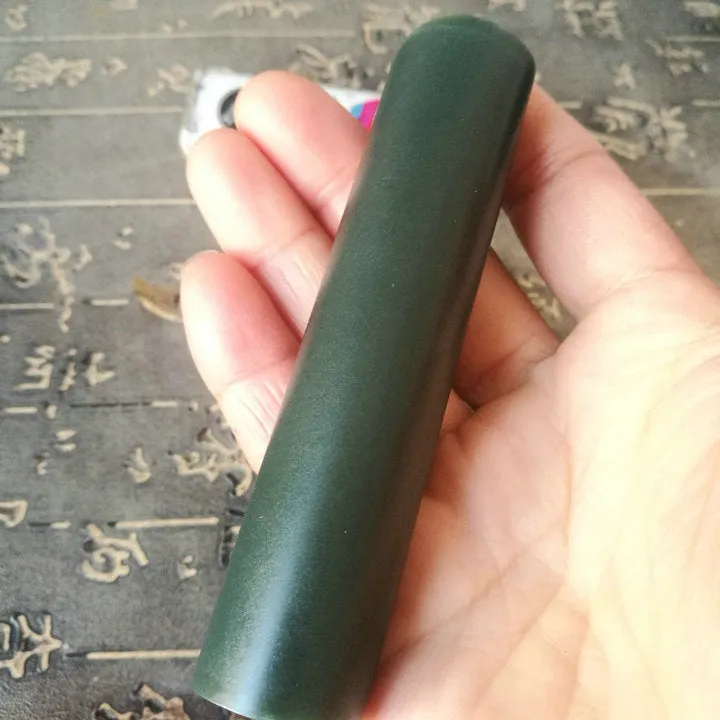 Natural Kunlun Jade Rough Nephrite Raw (106g, 9X2.2X2.2cm)