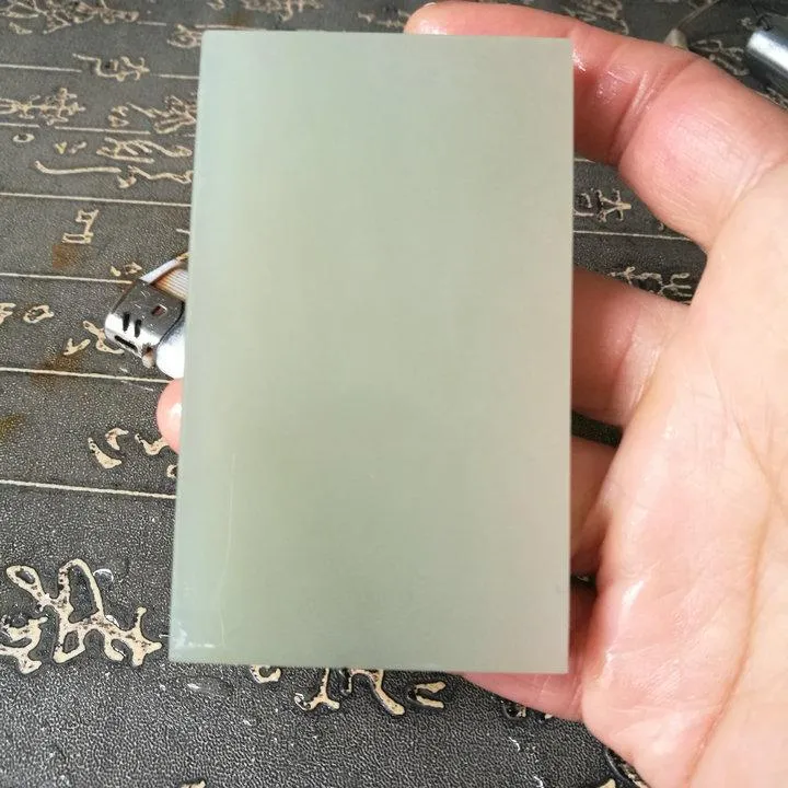 Natural Kunlun Jade Rough Nephrite Raw (112g, 8X4.9X1cm)