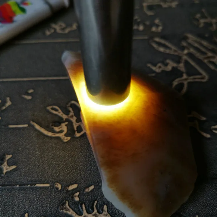 Natural Kunlun Jade Rough Nephrite Raw (114g, 8X4X2.5cm)