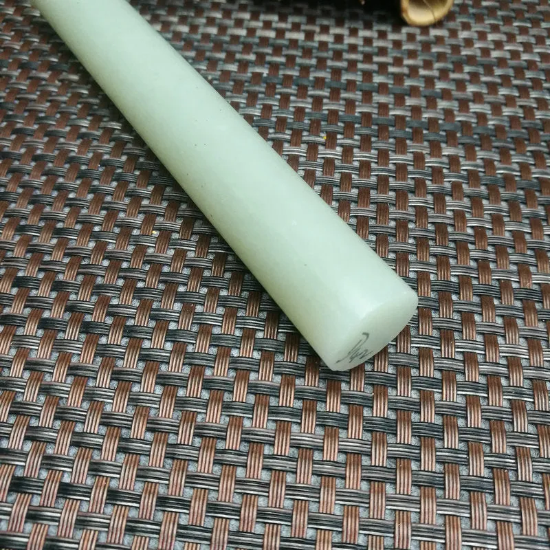 Natural Kunlun Jade Rough Nephrite Raw (114g,13.5X1.9cm)