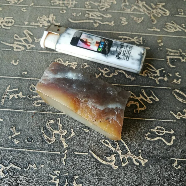 Natural Kunlun Jade Rough Nephrite Raw (117g, 5X3X2.5cm)