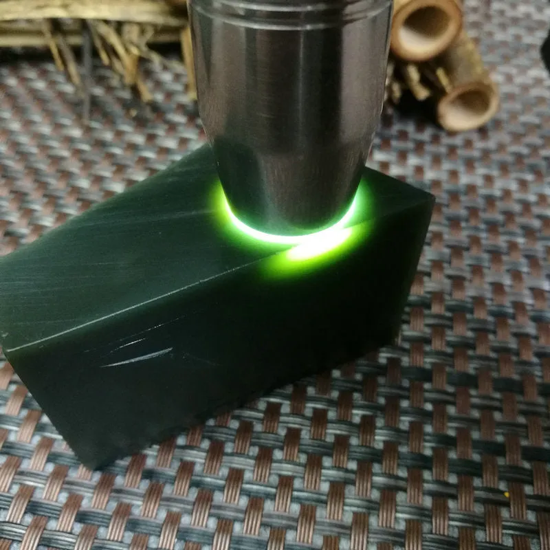 Natural Kunlun Jade Rough Nephrite Raw (119g,5.3X3.7X0.6cm)