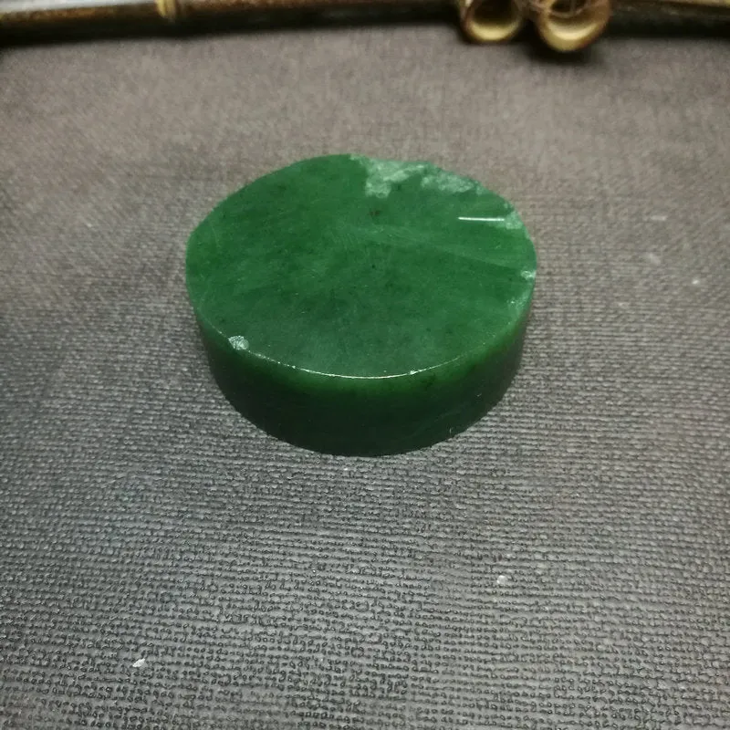 Natural Kunlun Jade Rough Nephrite Raw (119g,5.5X1.6cm)
