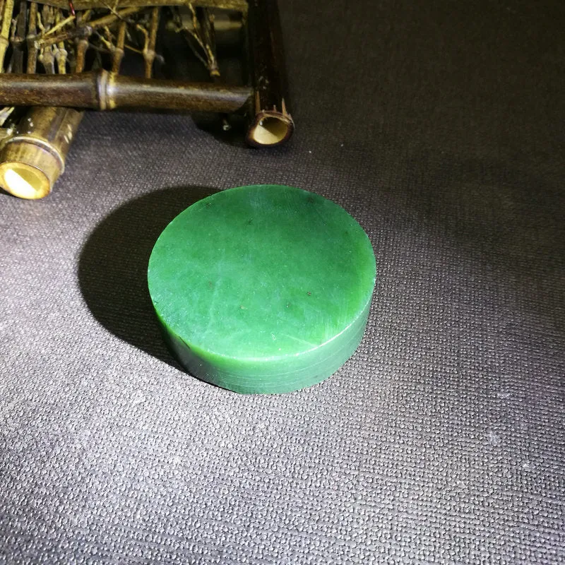 Natural Kunlun Jade Rough Nephrite Raw (119g,5.5X1.6cm)