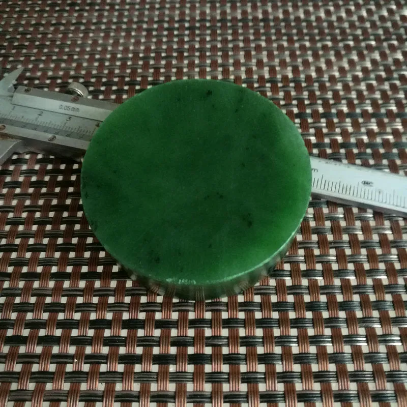 Natural Kunlun Jade Rough Nephrite Raw (129g, 5.5X1.7cm)