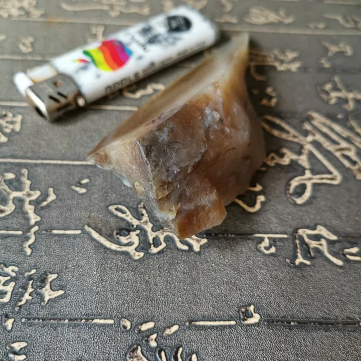 Natural Kunlun Jade Rough Nephrite Raw (156g, 10X4X3.5cm)