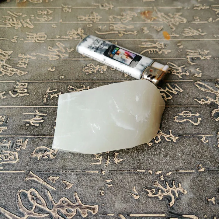 Natural Kunlun Jade Rough Nephrite Raw (164g, 8X4X3cm)