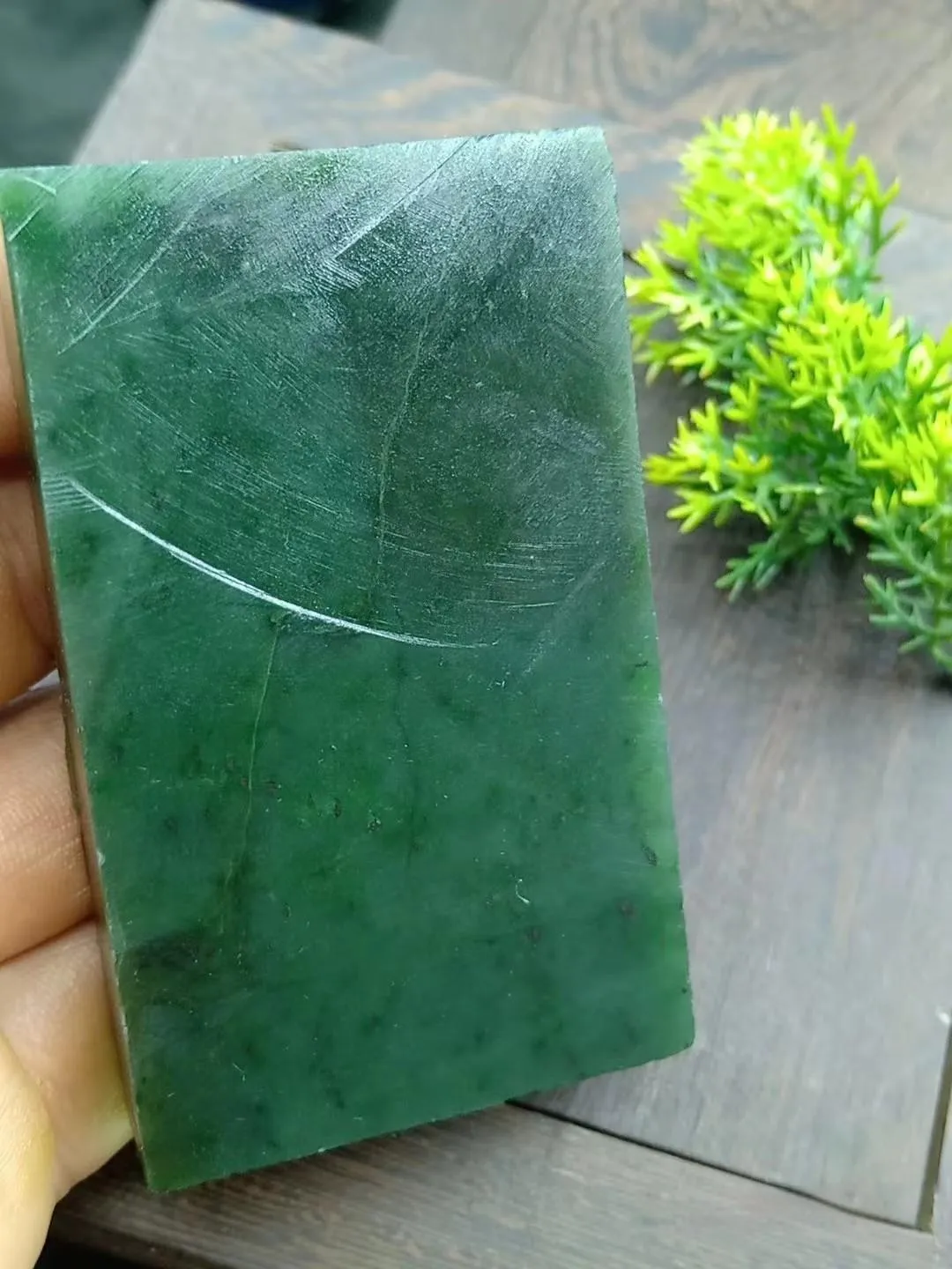 Natural Kunlun Jade Rough Nephrite Raw (179g,8.1X5.0X1.5cm)