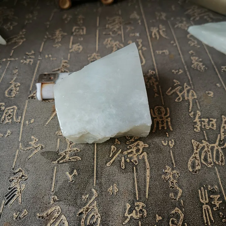 Natural Kunlun Jade Rough Nephrite Raw (193g, 5.5X5.5X3.5cm)