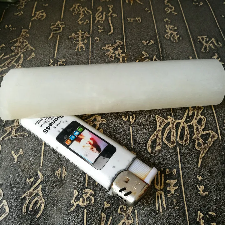 Natural Kunlun Jade Rough Nephrite Raw (197g, 12.5X3X1.9cm)