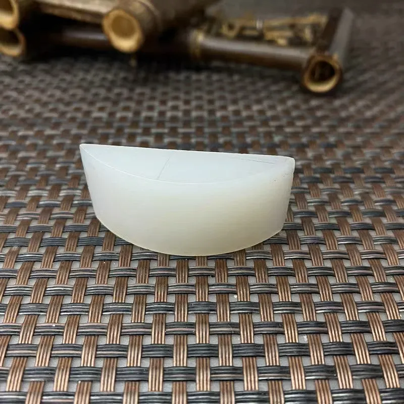 Natural Kunlun Jade Rough Nephrite Raw (20g,4.9X2.5X1.5cm)