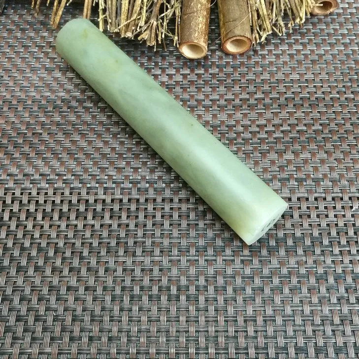 Natural Kunlun Jade Rough Nephrite Raw (216g,14.5X2.5cm)