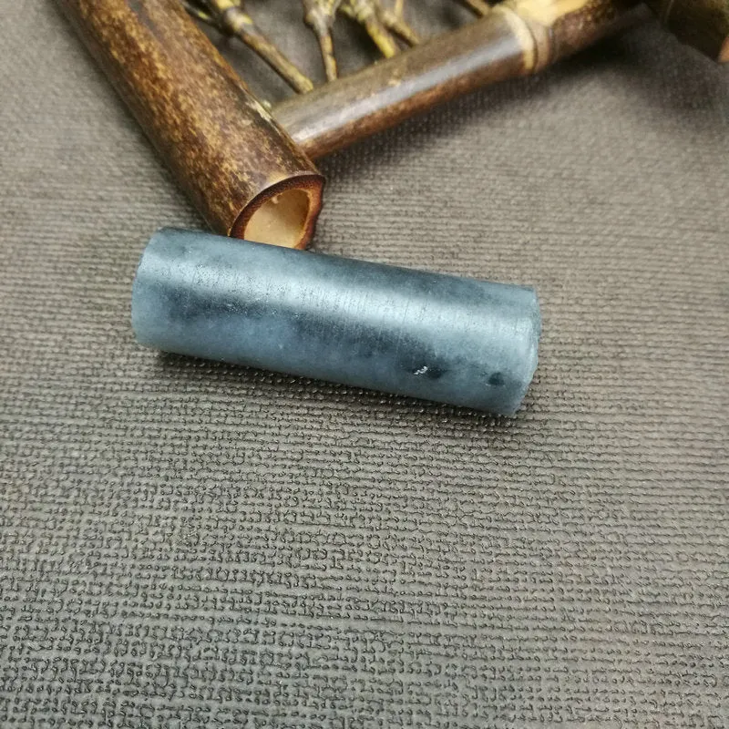 Natural Kunlun Jade Rough Nephrite Raw (23g,4.5X1.5cm)