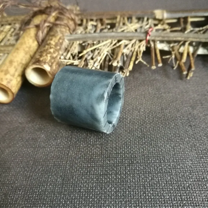 Natural Kunlun Jade Rough Nephrite Raw (24g,2.5X2.9cm)